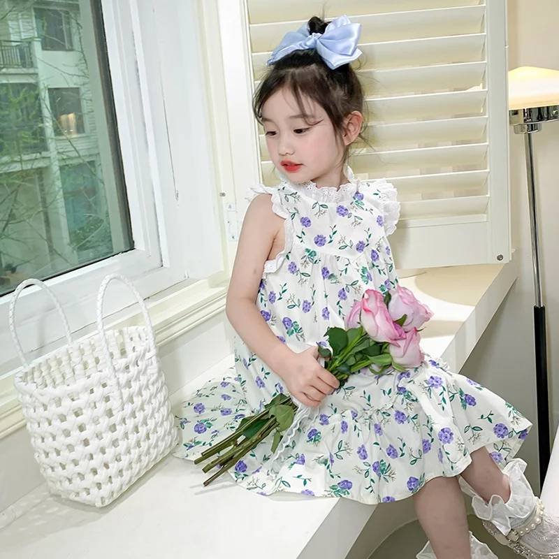 

Детское платье без рукавов, с цветочным принтом и воротником-стойкой