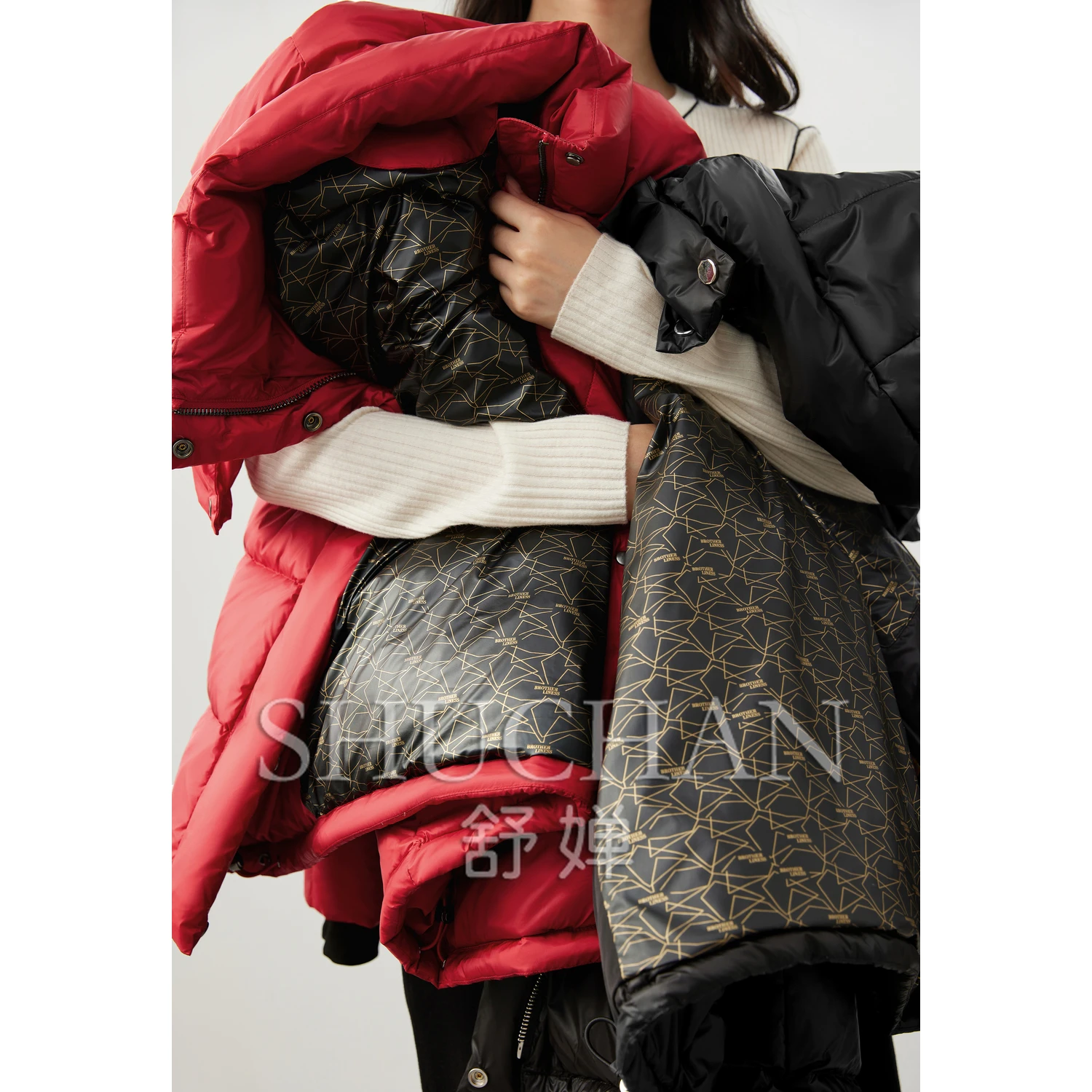 Рисунок 4 - Женское пальто с капюшоном