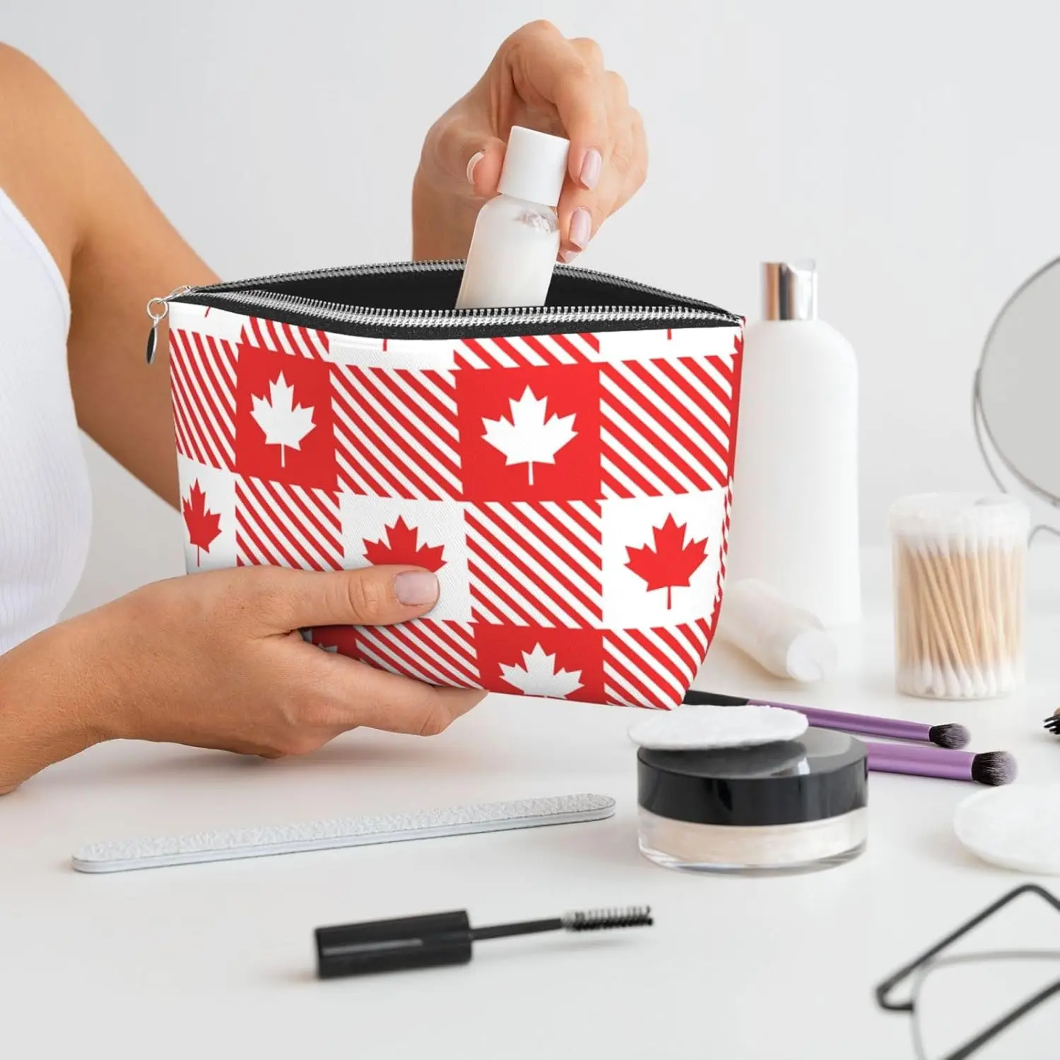 Maple Leaves1 Косметичка Женский дорожный размер Туалетные принадлежности Кожаная