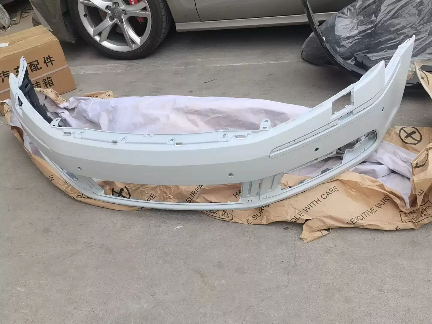 Front Bumper Assembly for Volk	