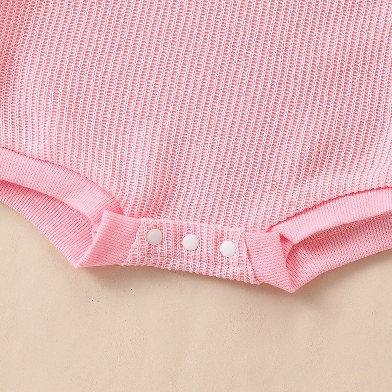 Детский трикотажный комбинезон в рубчик с длинным рукавом и вышивкой