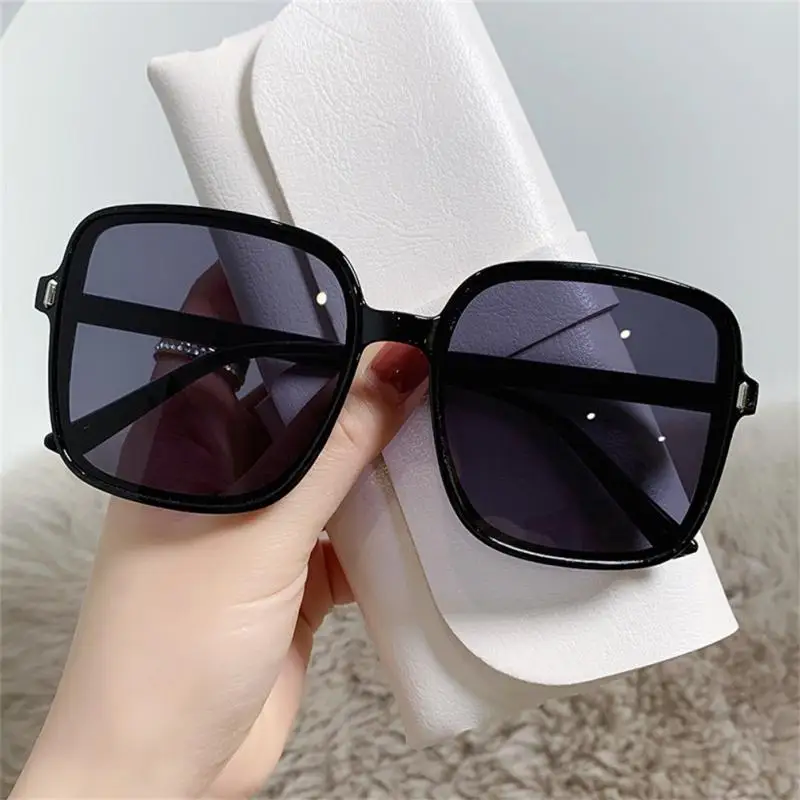 

UV400 Protection Street women Eyewear Glasses Summer oversized Square Sunglasses Fashion Sunglasses Vintage Toned Goggles