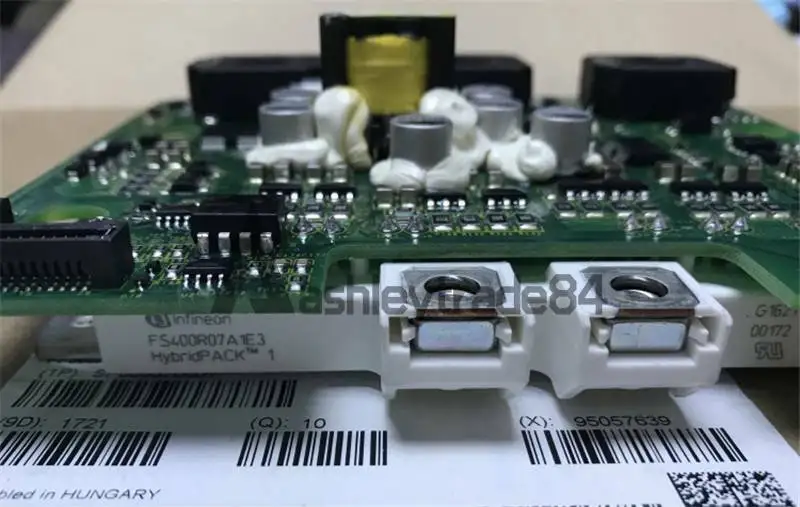 

Б/у модуль FS400R07A1E3 IGBT с испытанной платой привода, 1 шт.