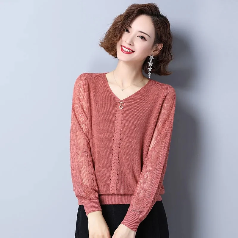 

Elegant V-neck Short Knitted Tops Women Chic Lace Patchwork Knitting Pullover Spring Solid Color Long Sleeve Thin Sweater Female