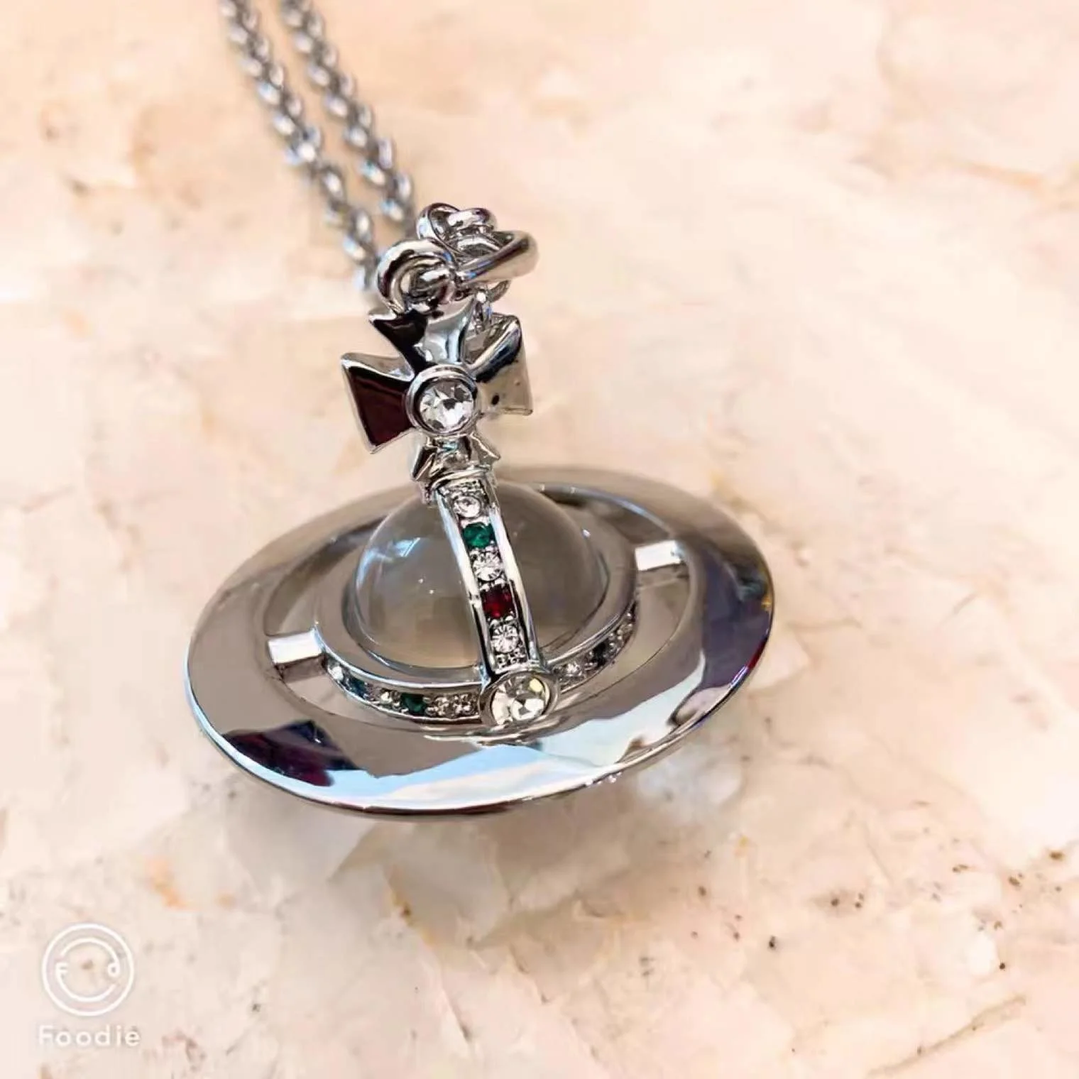 Модное женское ожерелье с подвеской Saturn темпераментное Очаровательное