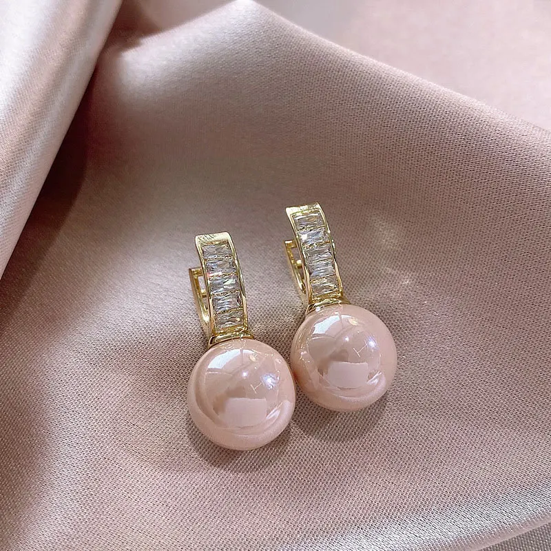 Delicate U-Shaped Zirconia Fake Pearl Dangle Earrings for Women Luxury Hollow U Exquisite Gold Drop Earring Party Korean Jewelry