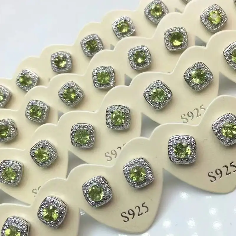

5pairs natural peridot stud earrings wholesale
