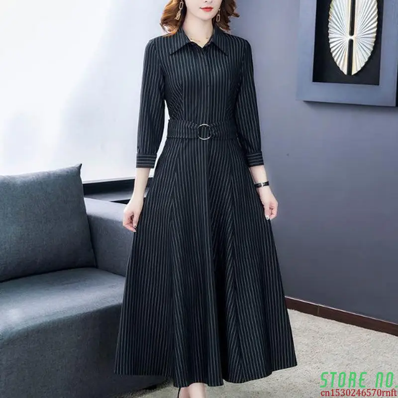 

Женское платье-рубашка с длинным рукавом, в полоску