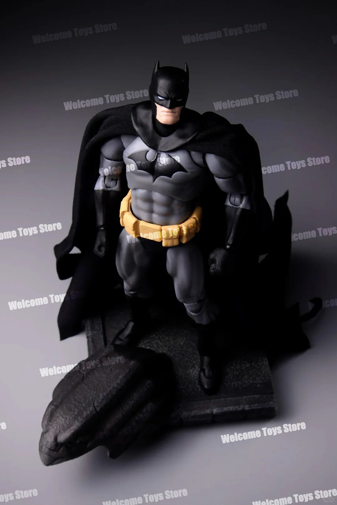 В наличии: Фигурка Бэтмена Hush Mafex 126 (черная версия) от DC, аниме-фигурка, статуэтка, модель, подарки на заказ, детские игрушки (art.: 3920db516f808) - 3920db516f808