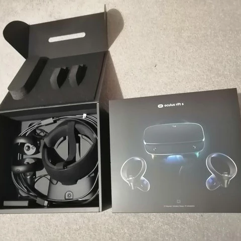 

Top Quality Oculu_s Quests All-In-One 128GB VR Headset