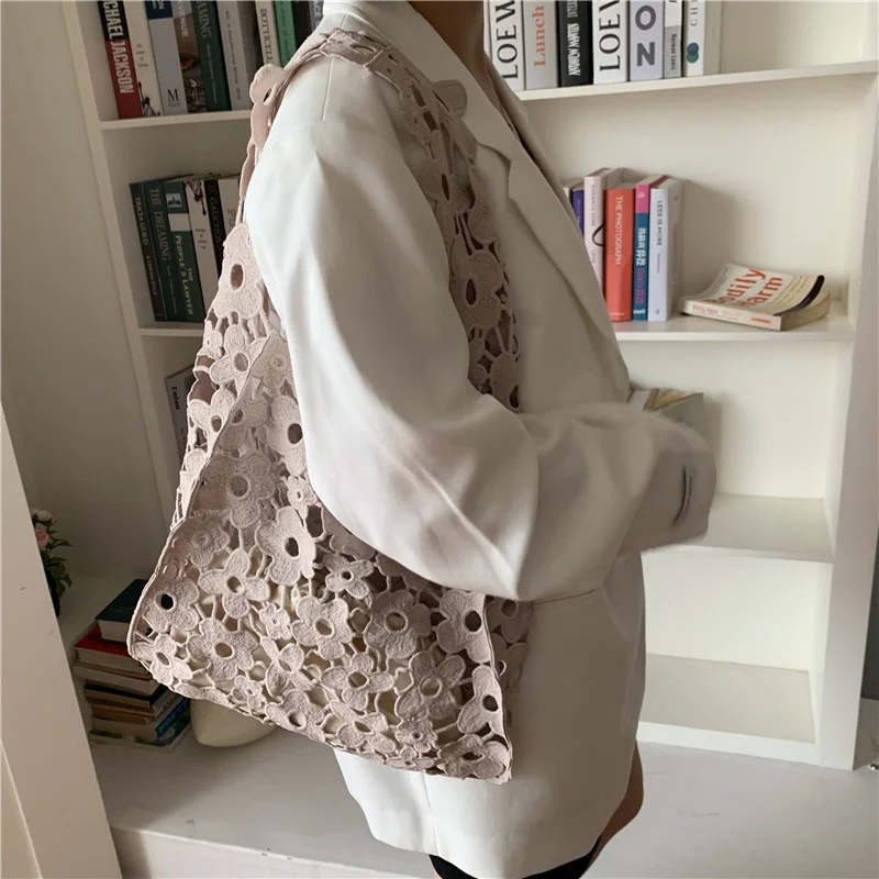 

New Leisure Shoulder Bag Woven Lace Flower Crochet Hook Cotton Handbags Large Capacity Portable Female Underarm Bags