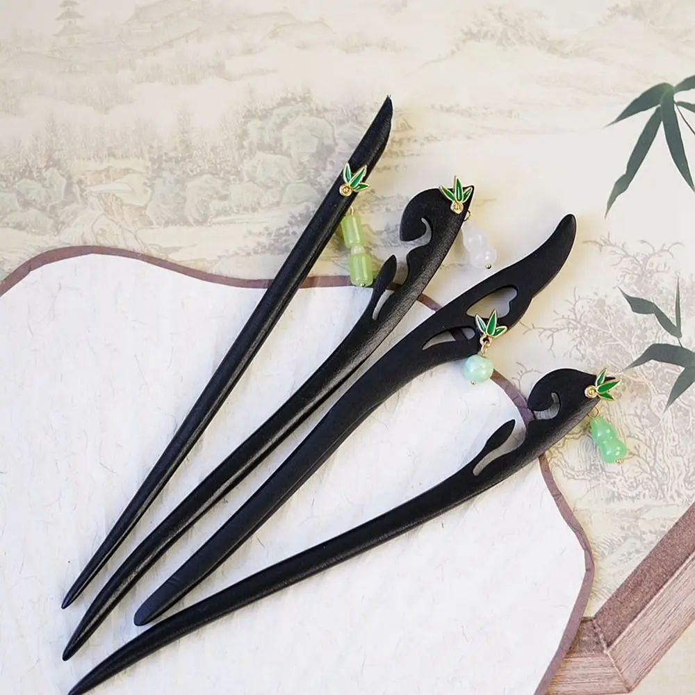 

New Chinese Style Retro Wooden Hairpin Simple Butterfly Green Leaf Decoration Hair Sticks Antique Hanfu Cheongsam Headdress