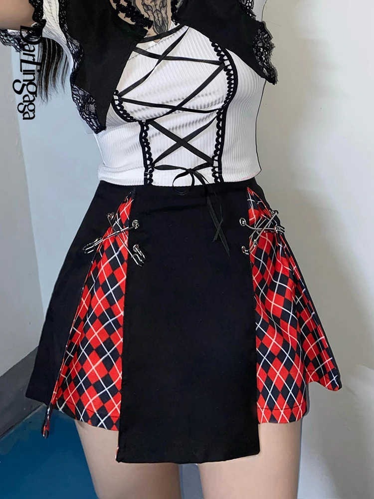 

Darlingaga Harajuku Black Plaid Patchwork Mini Skirts Pins Korean Fashion Gothic Clothes High Waist Skirt Women Preppy Clothing