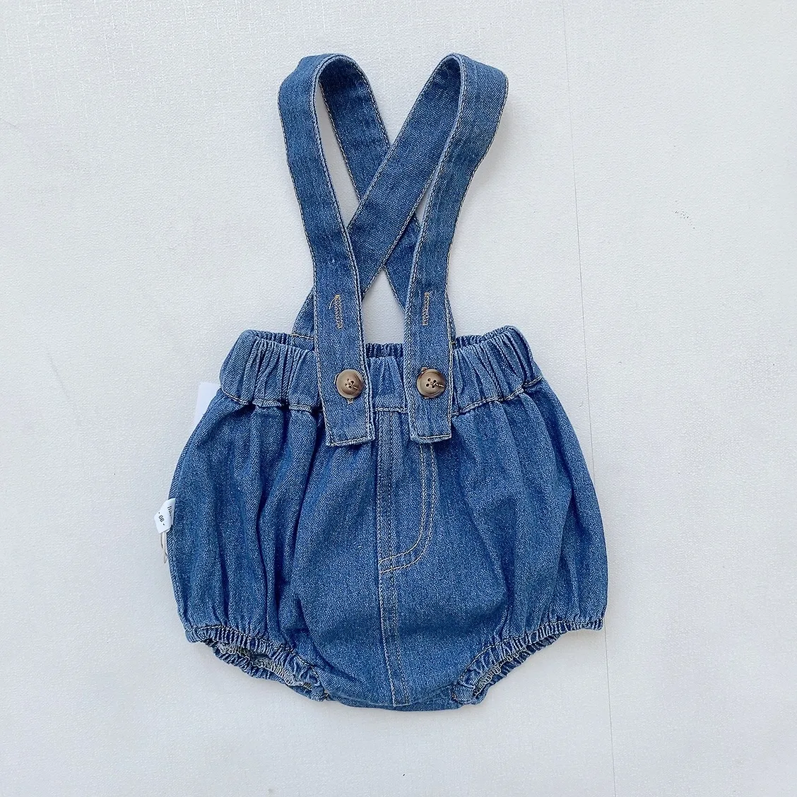 

2022 toddler new sling bodysuit sweet baby girl cute clouds fashion plaid sleeveless jumpsuit boy all-match cotton overalls