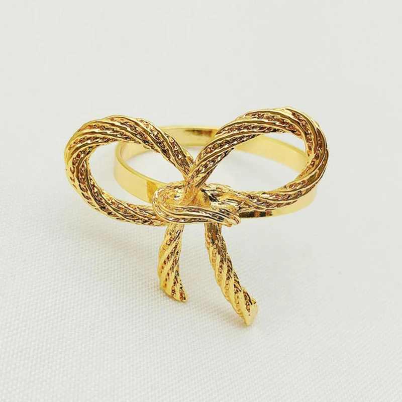 

6pcs/set Napkin Rings Set Leaves Napkin Ring Holders Decorative Napkin Buckle Wedding Party Dinner Christmas Table Decoration