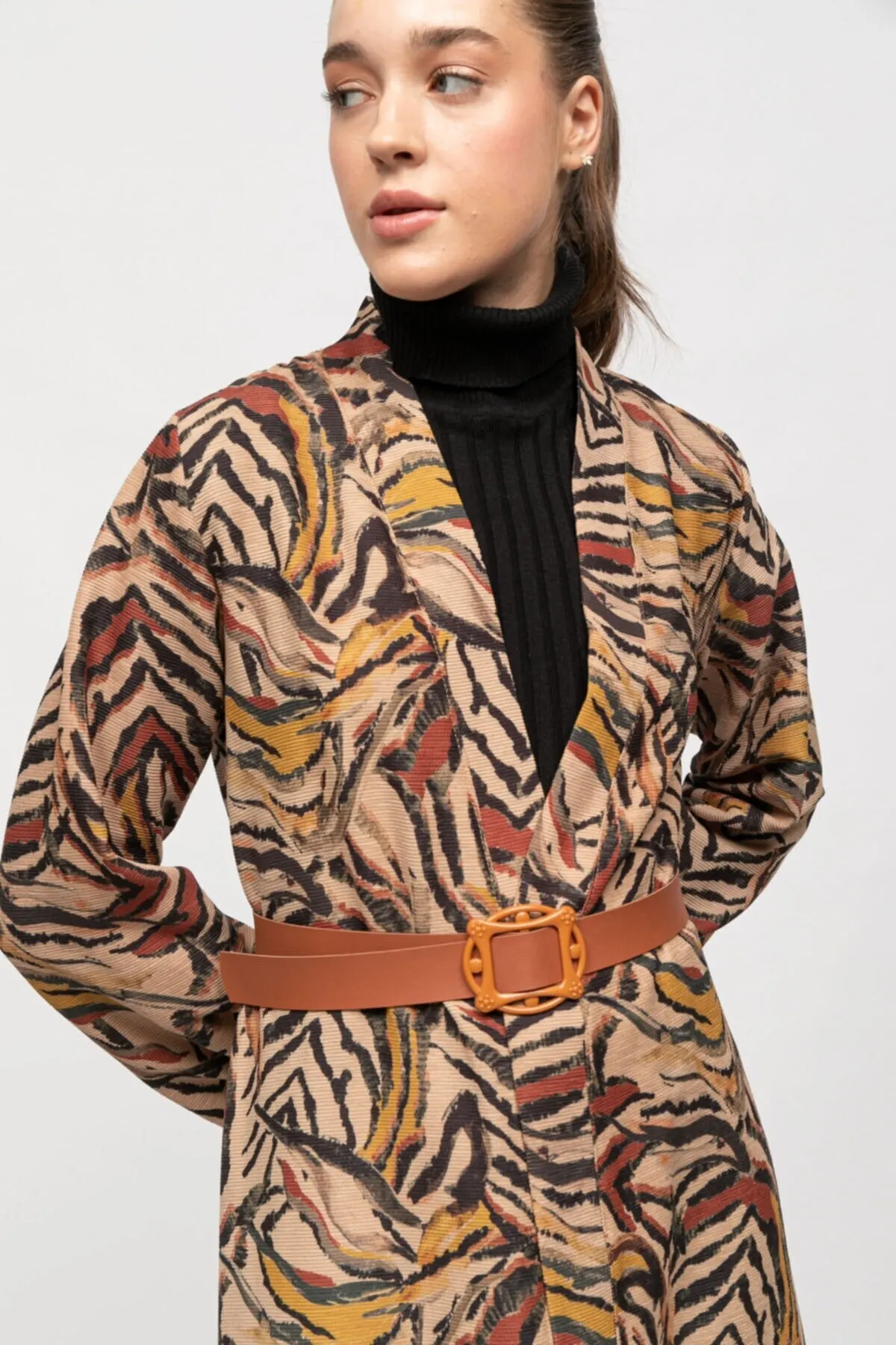 

Женское кимоно Alyona, Модные Качественные тканевые халаты, банный халат Caftan, одежда для женщин, халат для женщин