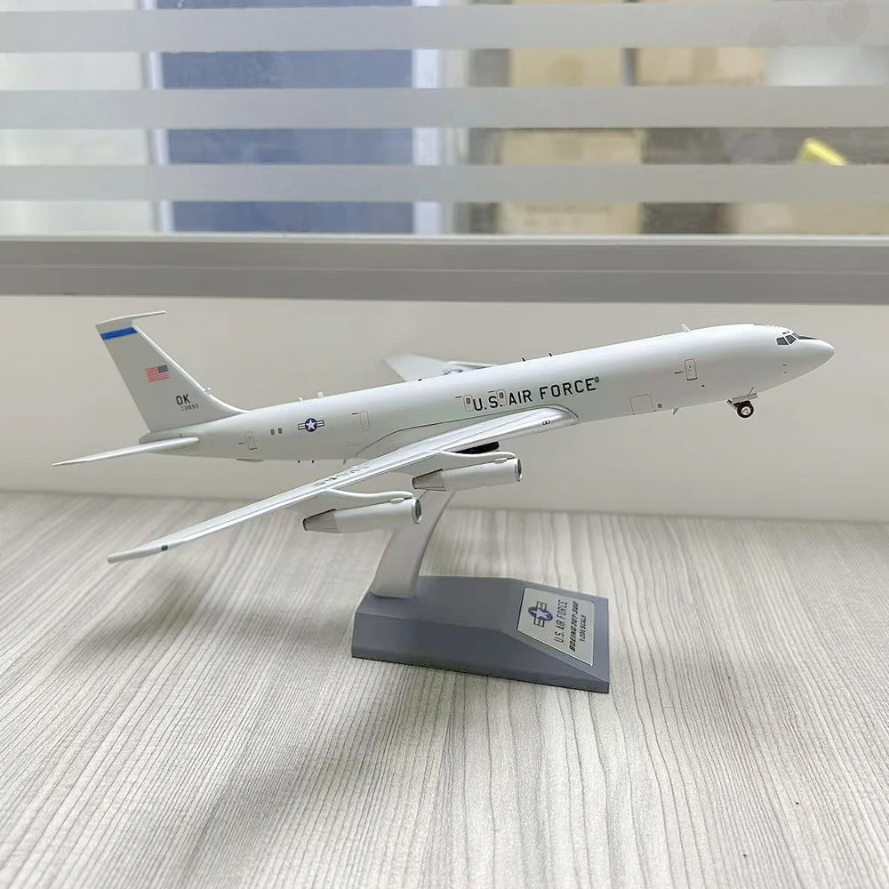 Фото Коллекционная модель самолета Boeing 707-300 ВВС США, масштаб 1/200, IFC18USAF93 FPR, для демонстрации №5