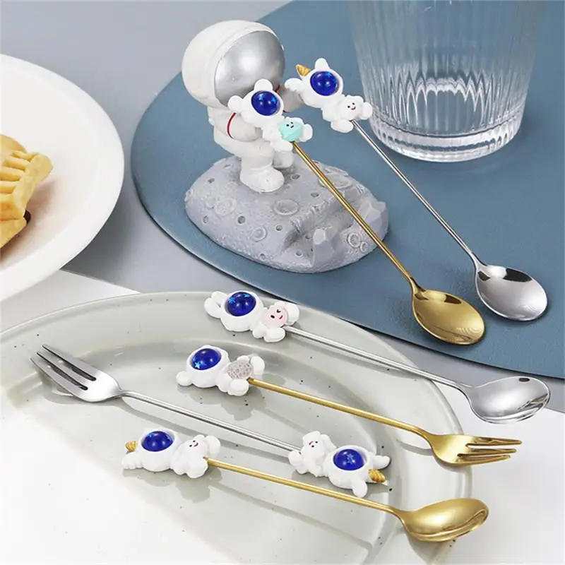

Stainless Steel Fruit Fork Cartoon Dinnerware Dessert Spoon Astronaut Style Astronaut Mixing Spoon Fork Coffee Mixing Spoon