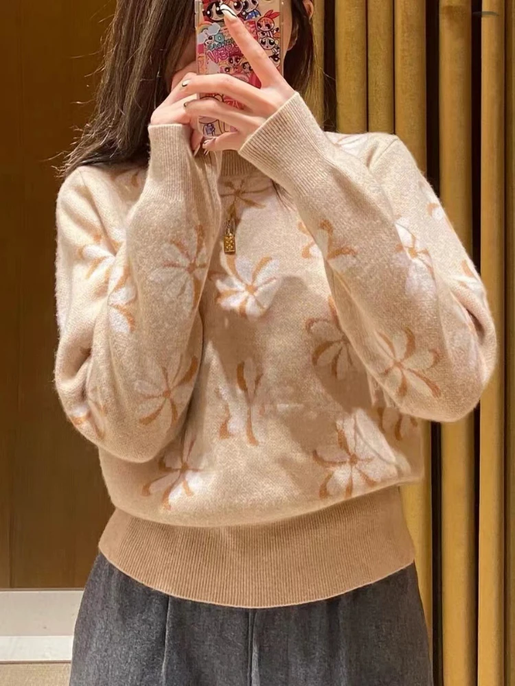 

Женский свитер с круглым вырезом, длинным рукавом и цветочным принтом