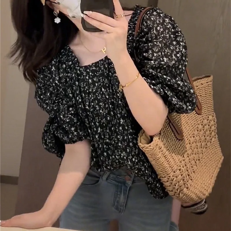 

BH women bubble short sleeve floral top one shoulder square collar loose