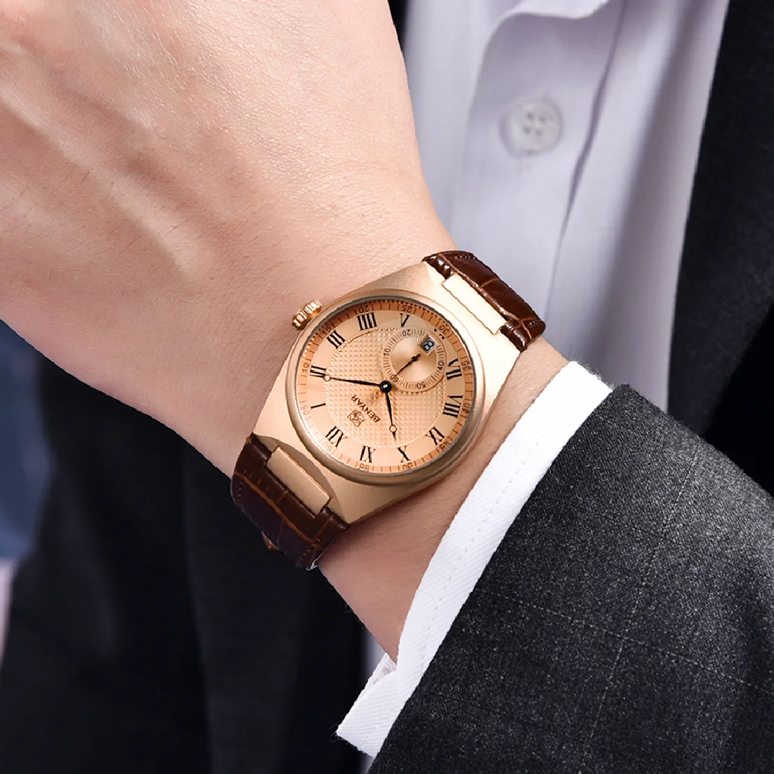

BENYAR Mens Watches New Top Brand Luxury Gold Quartz Watch For Men Original Sports Waterproof Military leather Reloj Hombre