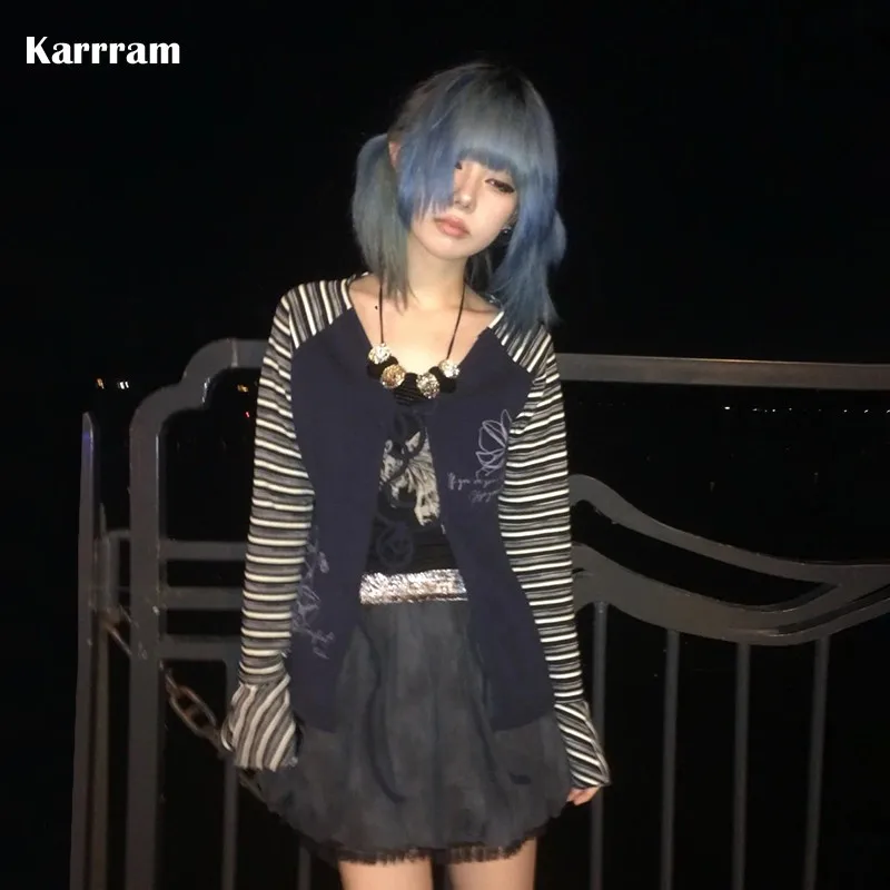 Женский кардиган на шнуровке с расклешенными рукавами цвет в ассортименте