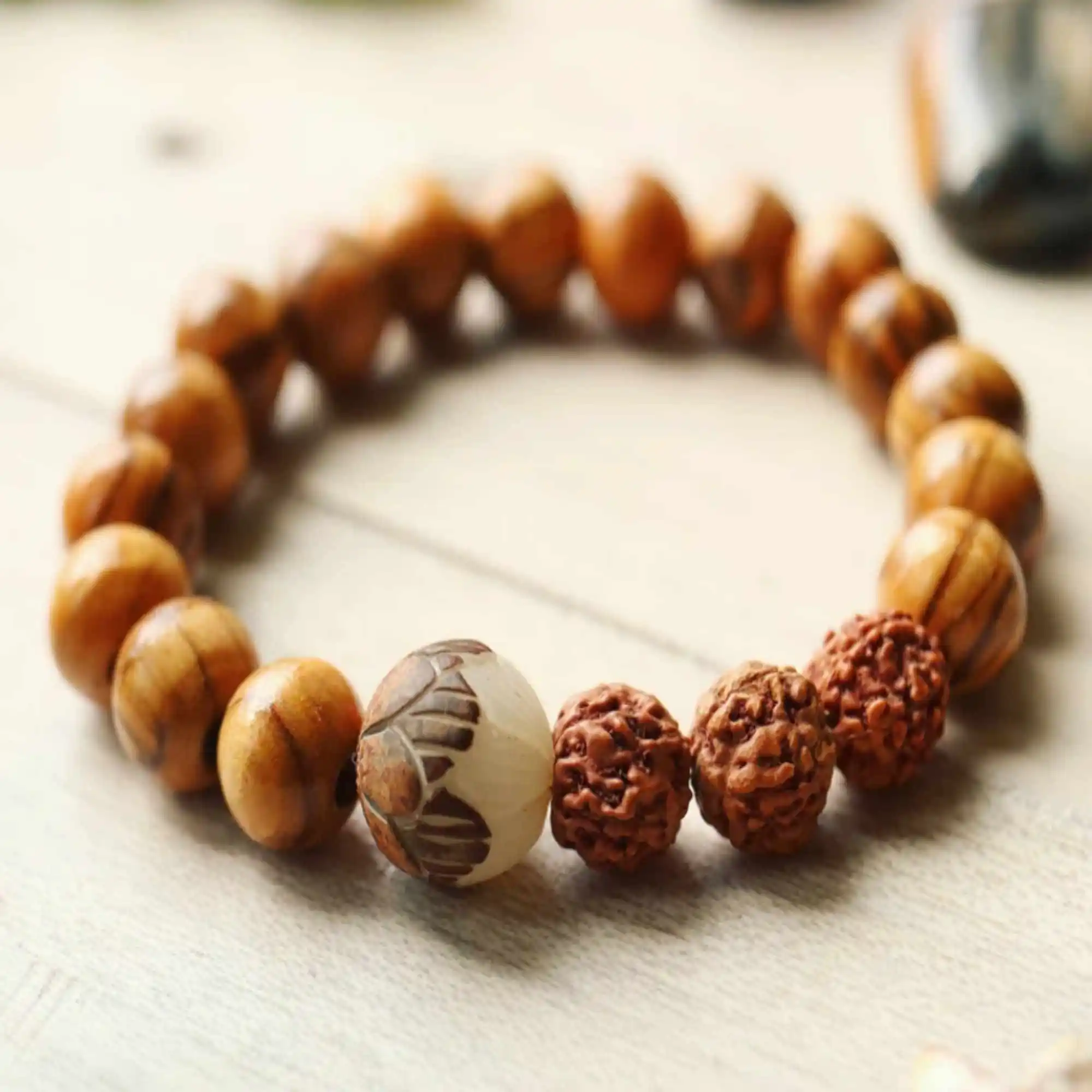 

10mm Rudraksha Bodhi Seeds Prayer Yoga Olive Wood Handmade Bracelet Aquaculture Thanksgiving Diy CARNIVAL Halloween Ear stud