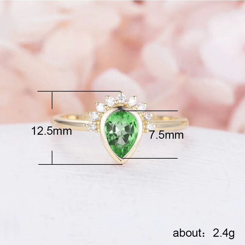 

Classic Women's Ring Simple Gold Plated Color Green Water Drop Crystal Rhinestone Female Ring for Women Party Jewelry