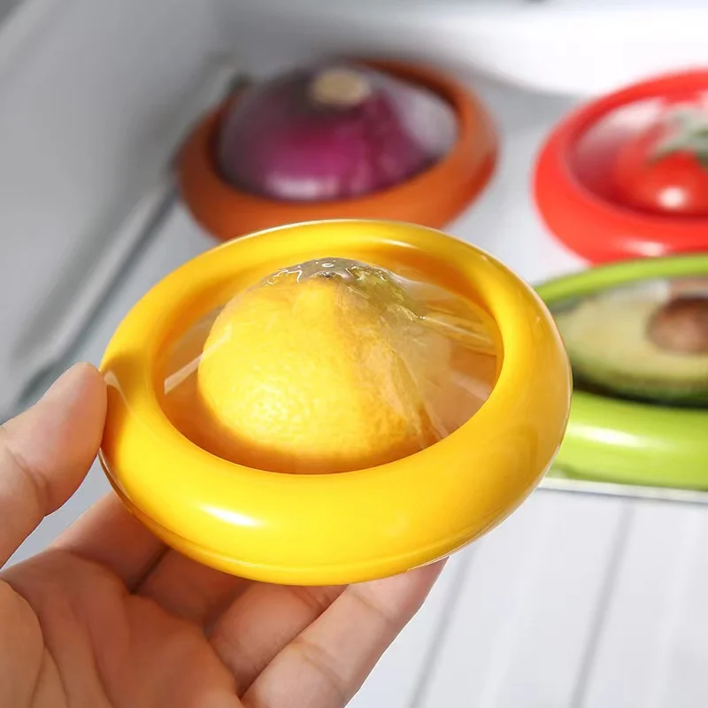 

THREE NEW Transparent Film Fruit Sealed Crisper Refrigerator Vegetables And Fruits Cut Semi-Frozen Storage Box Storage Seal Box