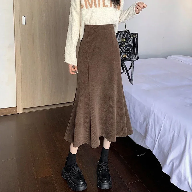 Рисунок 4 - Женская Вельветовая юбка средней