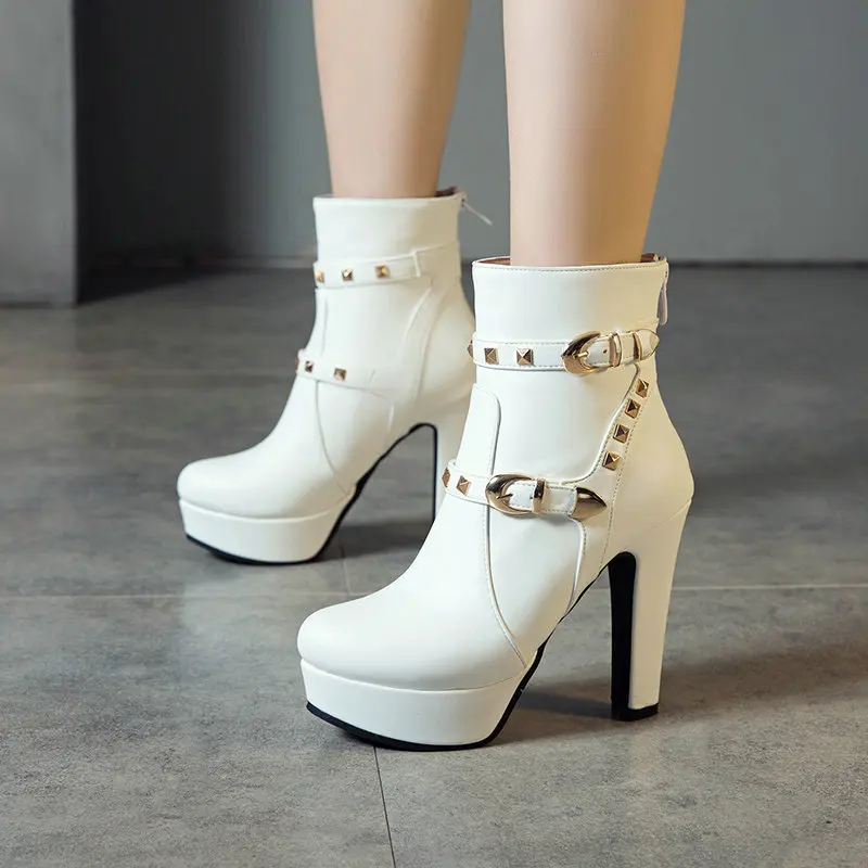 

Winter Pop Big Size Short Boots Shoes Woman Mujer Fashion Ankle Boots Sexy High Heels Metal Rivet Buckle Women Shoes Nice