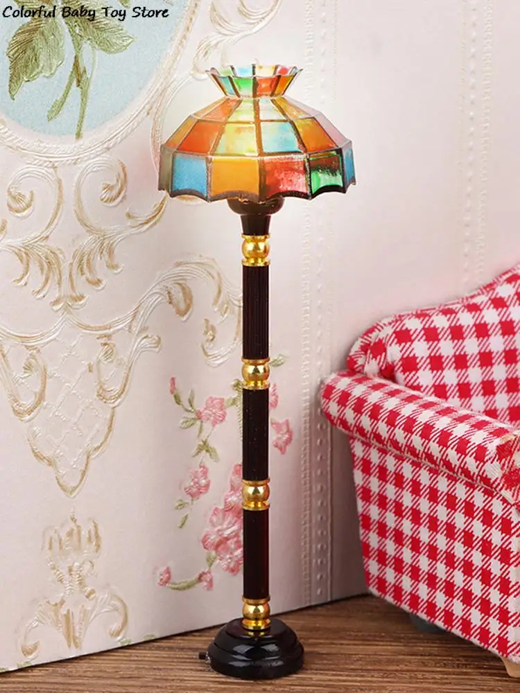 

1:12 Миниатюрная лампа для кукольного домика, цветная светодиодная лампа, напольная лампа, настольная лампа, модель с переключателем ВКЛ/ВЫКЛ