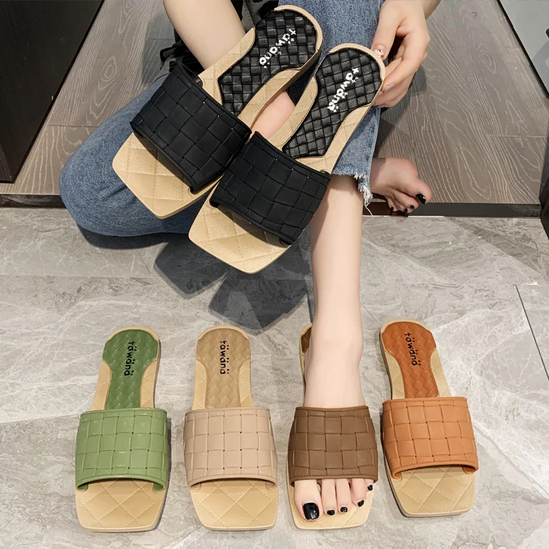 

2021 New Summer Women Slippers Fashion Square Toe All-Match Ladies Sandals Comfortable Flat Heel Outdoor Beach Shoes Green Black