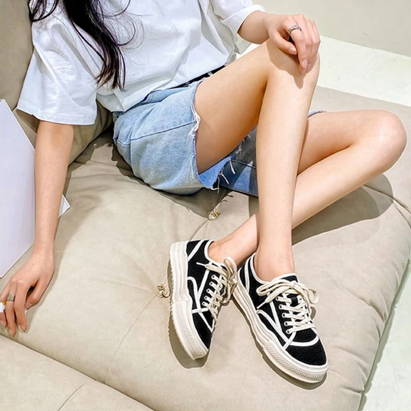 Autuspin Women Flat Vulcanized Sneakers Retro Canvas Women's Sports Shoes Casual Baskets Femmes Tendances 2023 Moccasins Zapatos