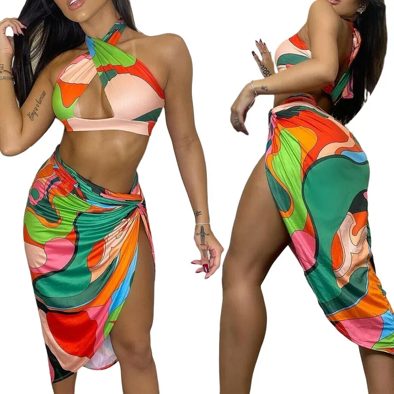 

2Pcs Women Summer Outfit Skirt Sets Splicing Color Halter Neck Backless Crop Tops + Ruffled Slit Skirt for Girls Women's Suits
