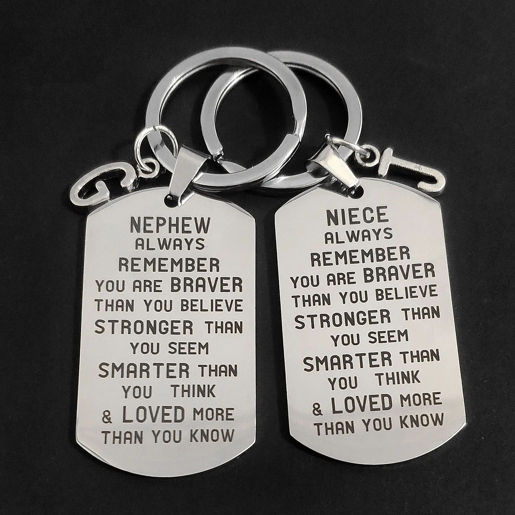 

Carabiner for Keys DIY Ornaments 26 Letters Gifts Keyring Stainless Steel Birthday Lettering Military Tags Creative Nephew Niece