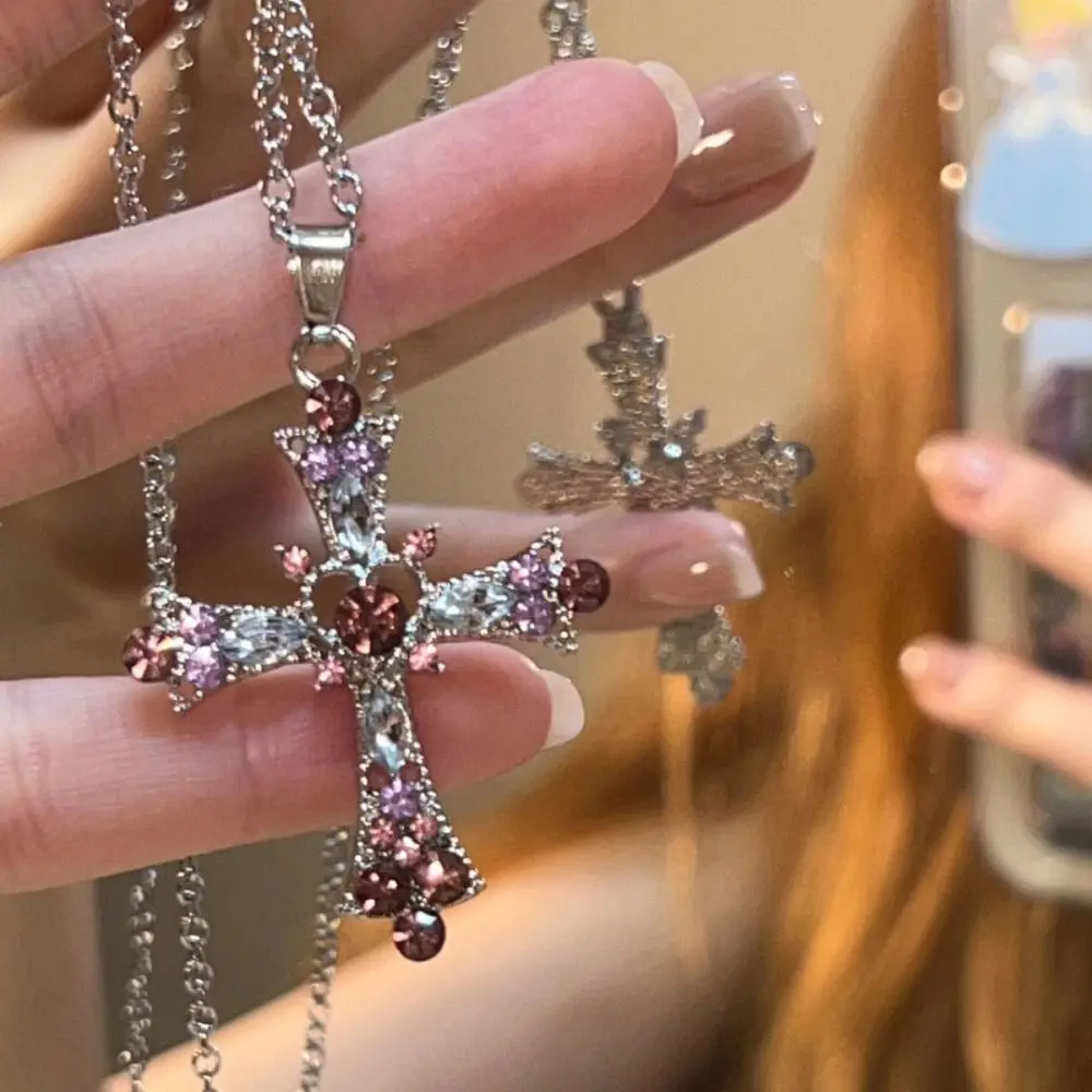 Подарки: Ожерелья Y2K с крестом и циркониевым кристаллом в форме сердца, готическая цепочка на ключицу с бриллиантами для девушек (art.: 3920d86bca575) - 3920d86bca575