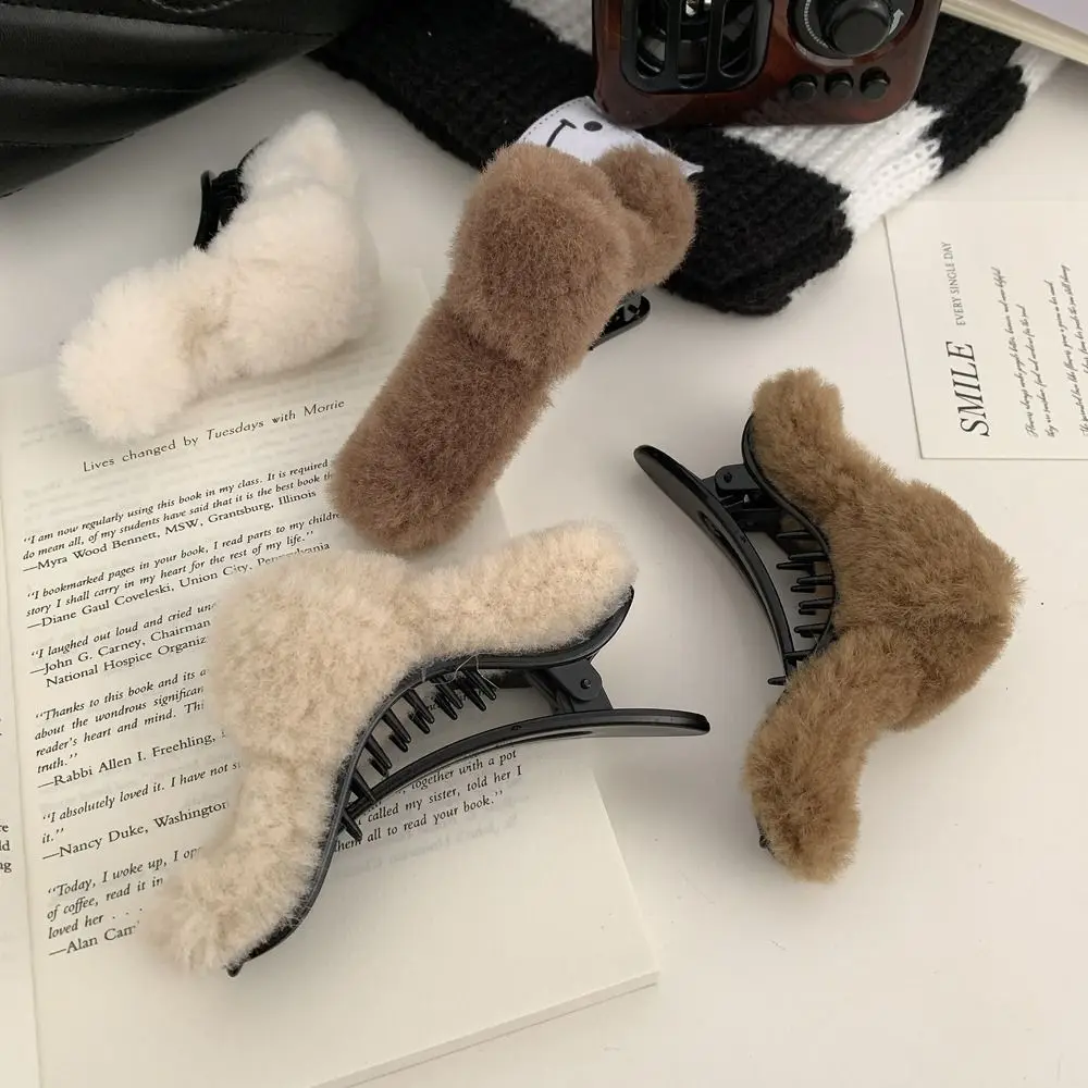 

1Pc Faux Rabbit Fur Plush Spring Clip Women Elegant Simple Plush Duckbill Clips Hair Side Clip Ponytail Holder