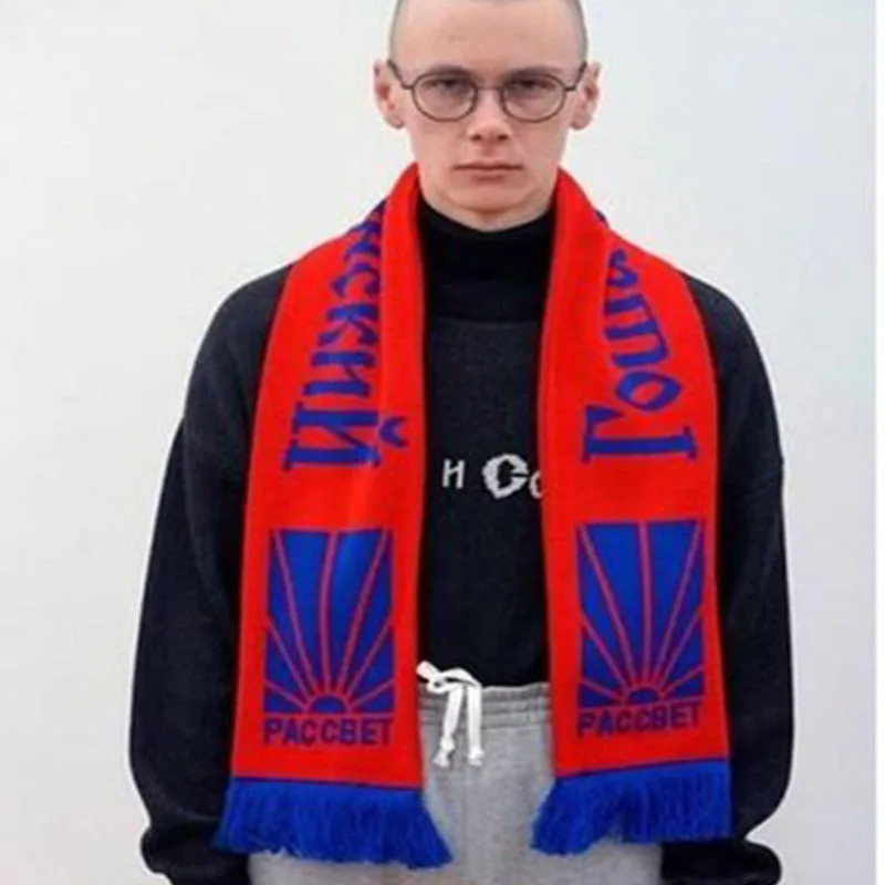 

Осенне-зимний шарф Gosha Rubchinskiy с русскими буквами, имитация кашемира, жаккардовый Веерообразный шарф с кисточками, роскошная брендовая дизай...
