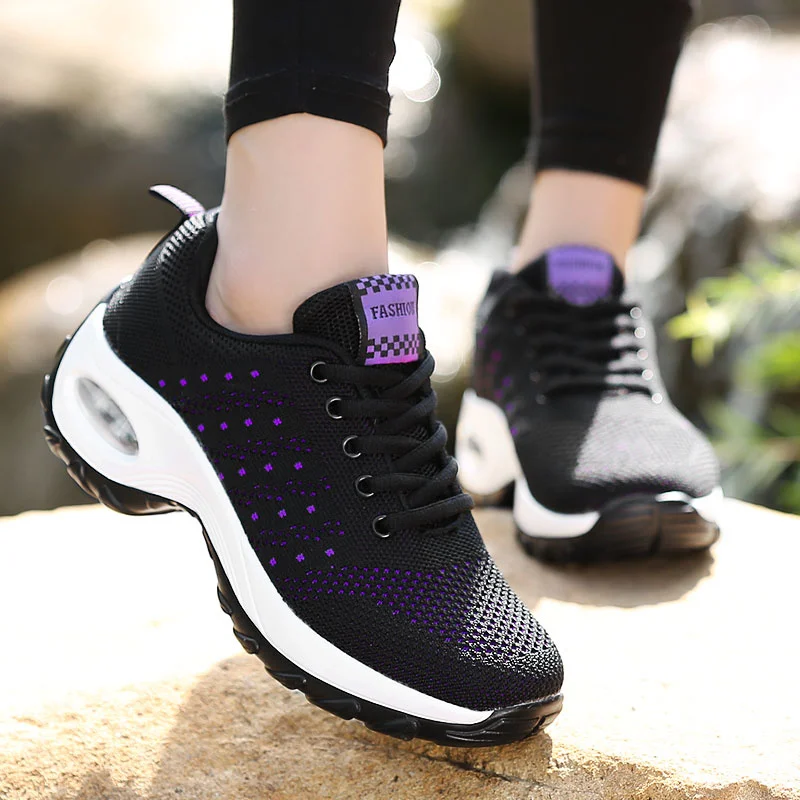 

Walking Shoes 2021 New Women Breathable Casual Shoes Outdoor Light Weight Frenulum Casual Walking Platform Ladies Sneakers Black