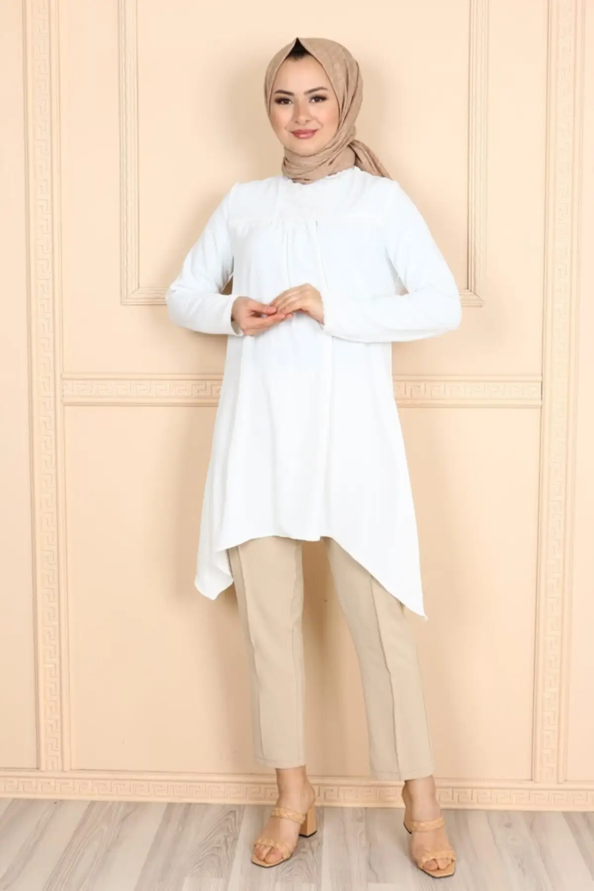 

Collar is Hijab Lace Tunic Buser Muslim Tunic 2021 Fashion