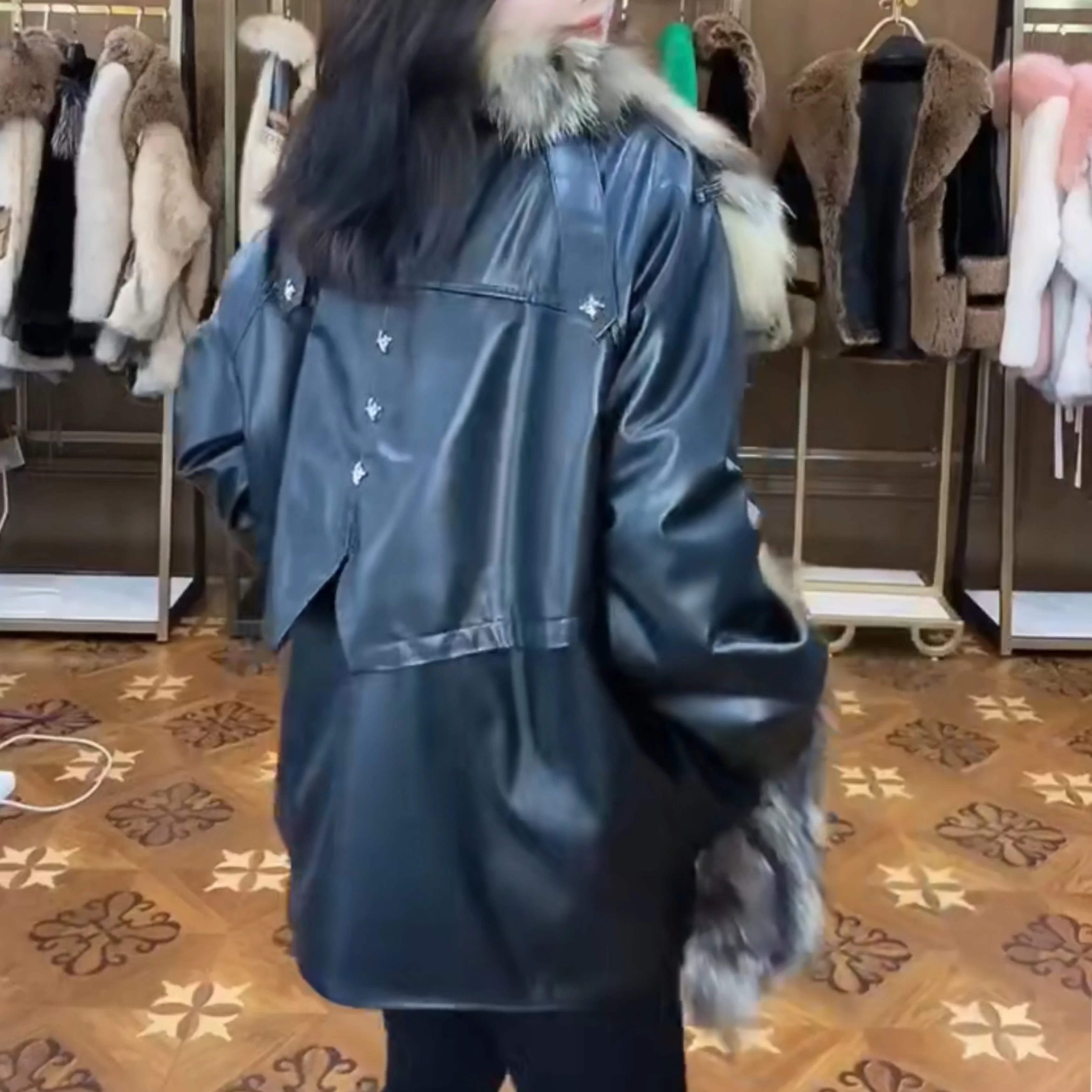 Winter Fur Women 2022 New High-End Fox Fur with Leather Heavy Design Fur Jacket Long-Sleeved Ladies Mid-Length Warm Slim Coats