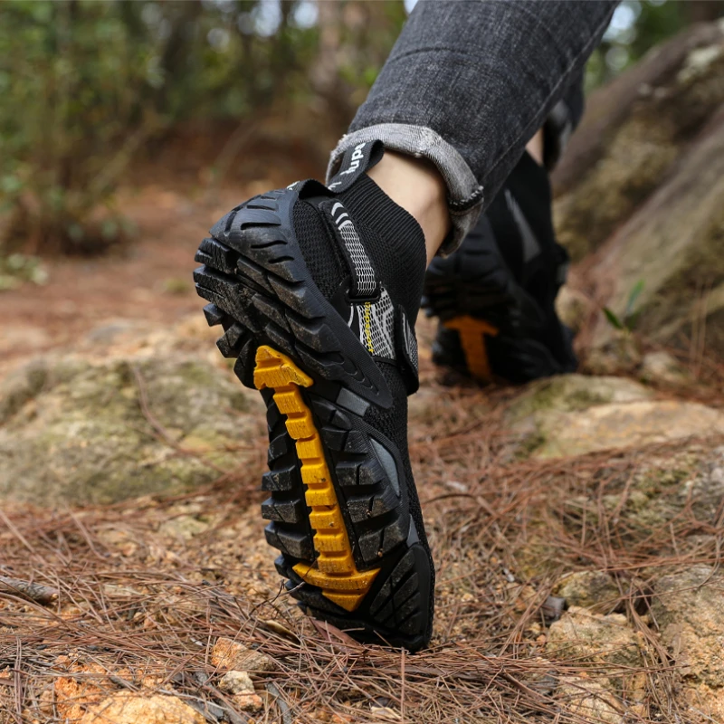 JIEMIAO Men Hiking Shoes Non-Slip Breathable Light Camping Shoes Beach Wading Shoes Training Sneakers Outdoor Trekking Shoes
