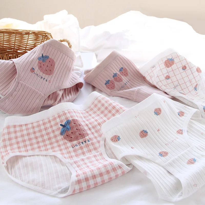 

Pure Cotton Ladies Panties Sweetheart Strawberry Mid-waist Seamless Comfortable Breathable Sexy Girl Briefs