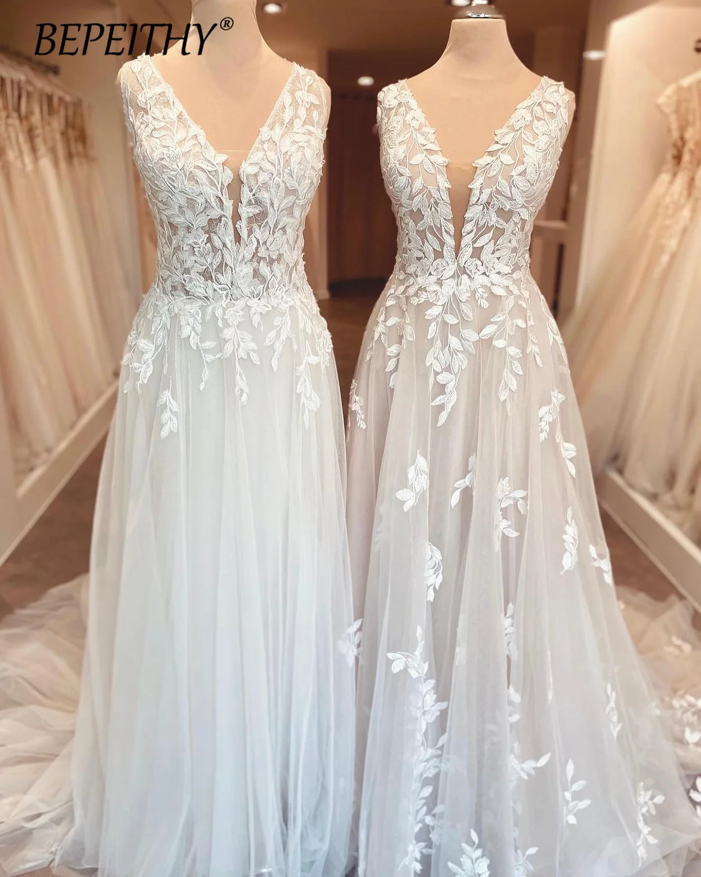 

French Style Sleeveless Elegant Bridal Gowns Leafs Appliques Romantic A-line Wedding Dress V Neck Sexy Backless Wedding Dress