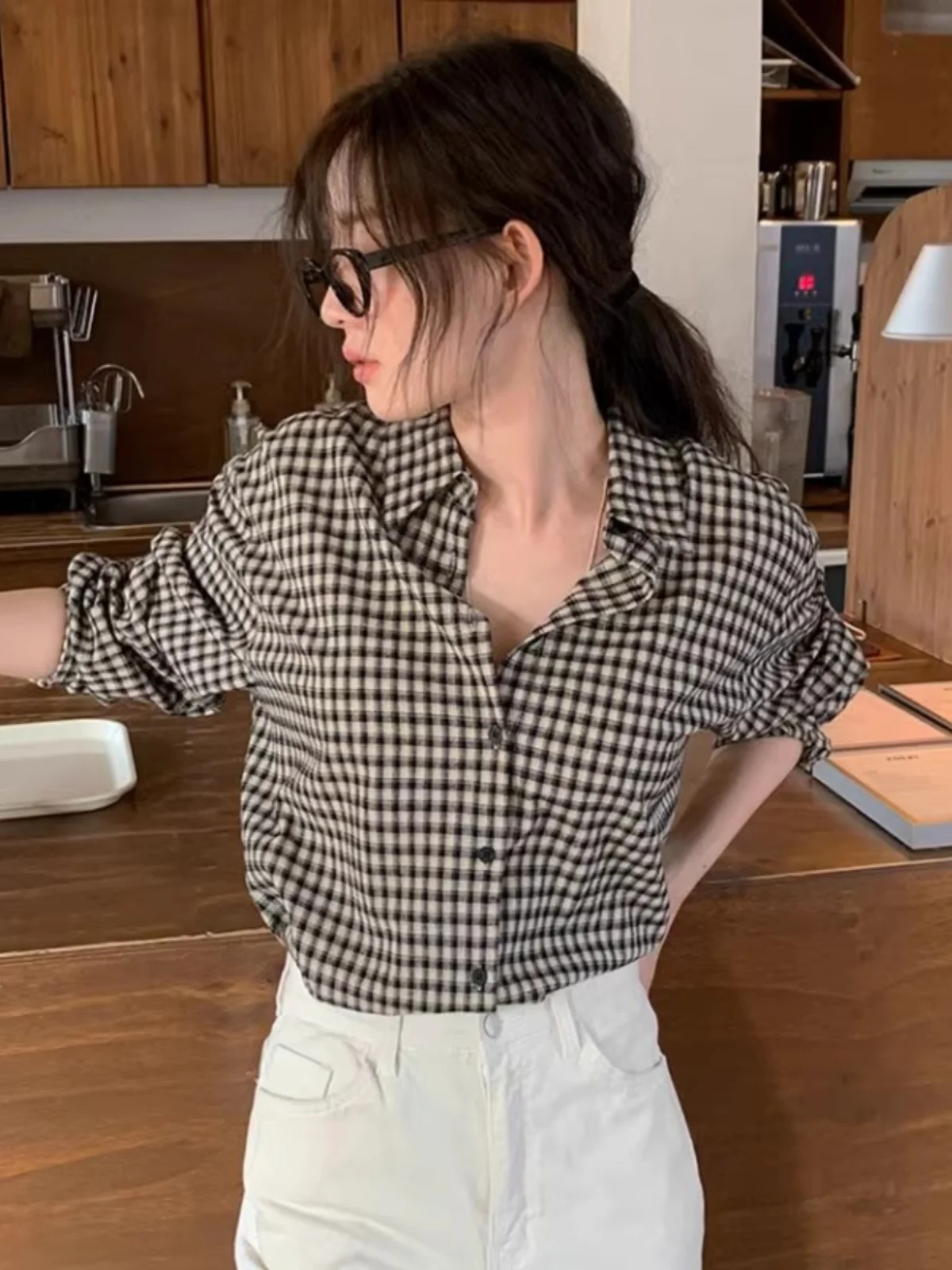 Design Sense Retro Stacked Artistic Sle Long sleeve Plaid Shirts Spring and Autumn New Loose Bottoming Shirt Women