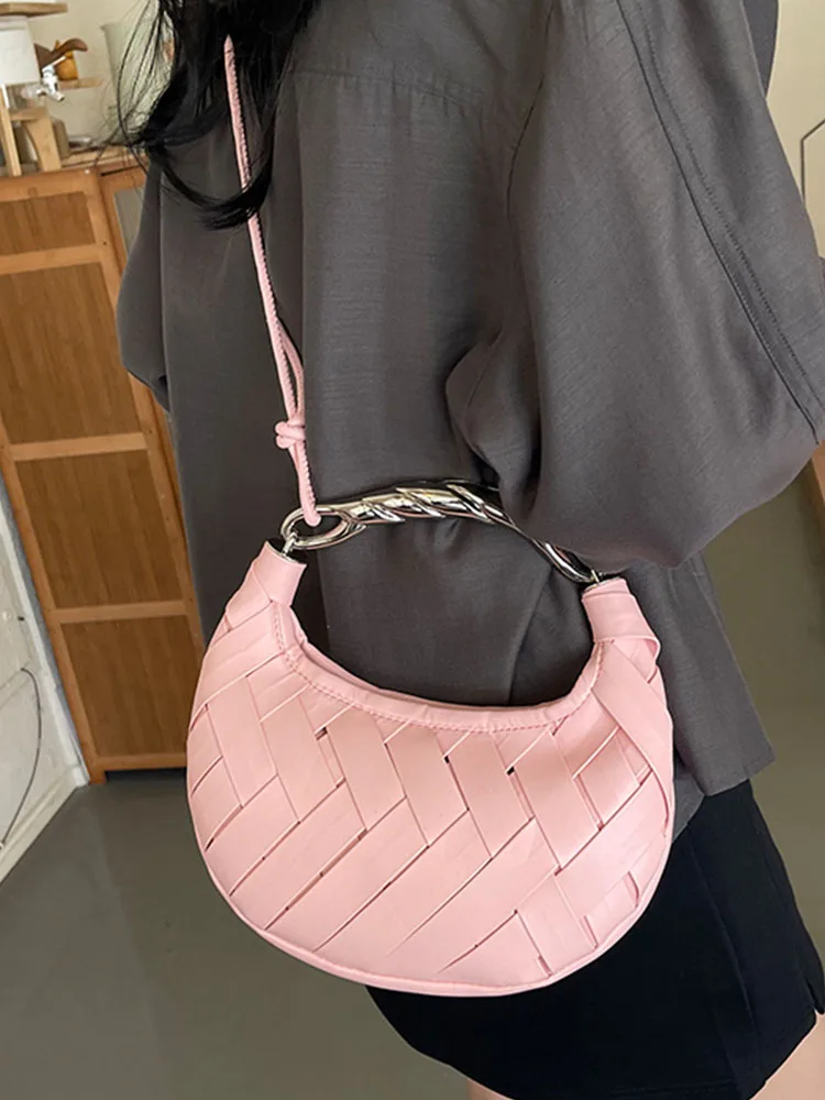 Тканевая сумка-хобо через плечо