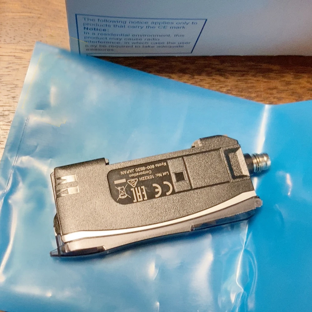 

Фотоэлектрический переключатель E3X-HD44 усилитель волокна Быстрая доставка Высокое качество