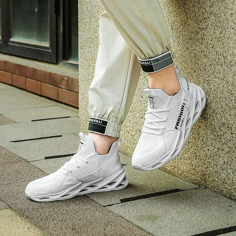 

men's summer sneakers luxury famous brand 2022 sport shoes for men herren men's running children's sports shoes boys besket