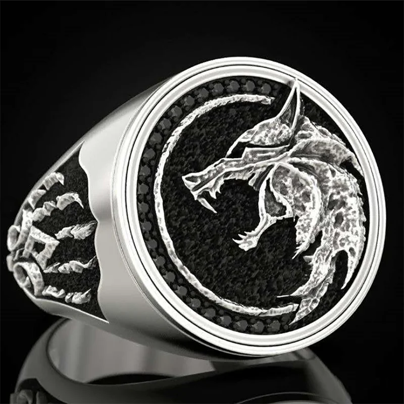 

Punkboy Unique Men's Ring Creative Silver Plated Color Domineering Wolf and Wolf Paw Inlaid Crystal Metal Ring for Party Jewelry